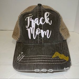Track Mom Cap Hook & Loop